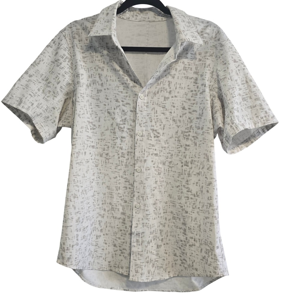 Lululemon Mens Short Sleeve Button Down Shirt Gray White Abstract Grid Size M